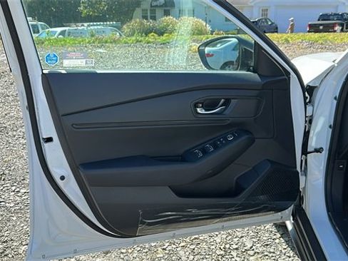 New 2025 Honda Accord SE image 9