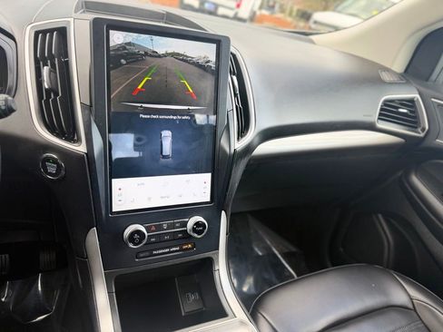 Used 2023 Ford Edge SEL AWD/4WD image 21