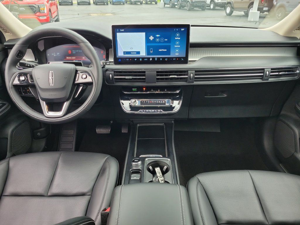 Certified 2023 Lincoln Corsair AWD w/ Equipment Group 102A image 11