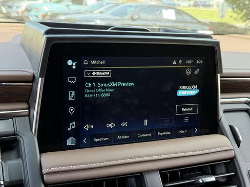 Used 2023 Chevrolet Tahoe High Country w/ Advanced Technology Package AWD/4WD image 26