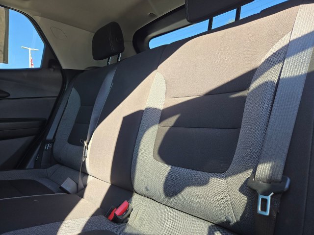 Used 2025 Chevrolet TrailBlazer LT AWD/4WD image 9