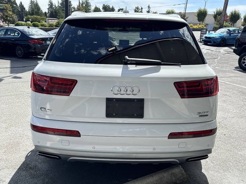 Used 2017 Audi Q7 3.0T Premium AWD/4WD image 4