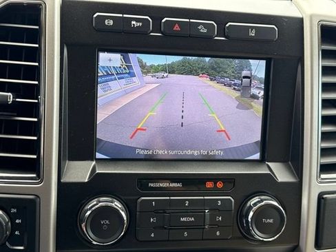 Used 2020 Ford F250 Lariat w/ Tremor Off-Road Package AWD/4WD image 16