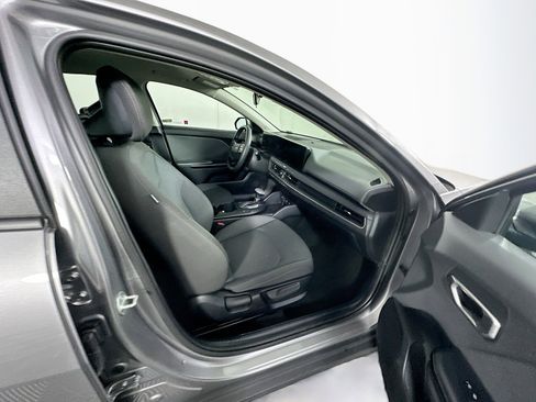 Used 2025 Kia K4 LXS FWD image 29