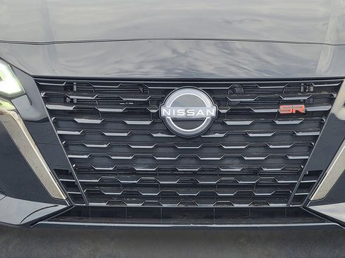 New 2026 Nissan Altima 2.5 SR FWD image 9