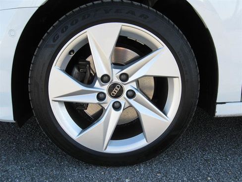 Used 2024 Audi A3 2.0T Premium image 19