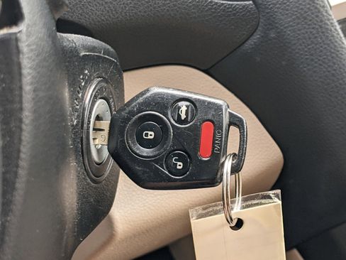 Used 2017 Subaru Outback 2.5i Premium image 26