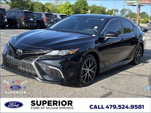 Used 2024 Toyota Camry SE FWD image 10