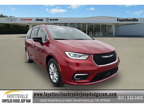 New 2026 Chrysler Pacifica Select image 1