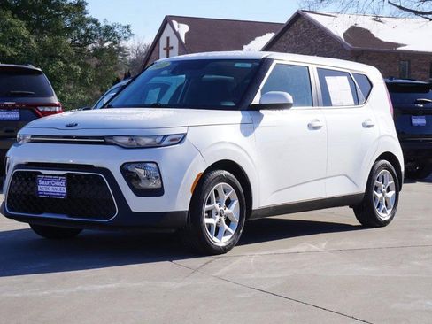 Used 2021 Kia Soul S image 7