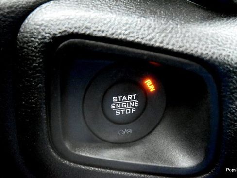 Used 2024 Jeep Wrangler Sport S image 18