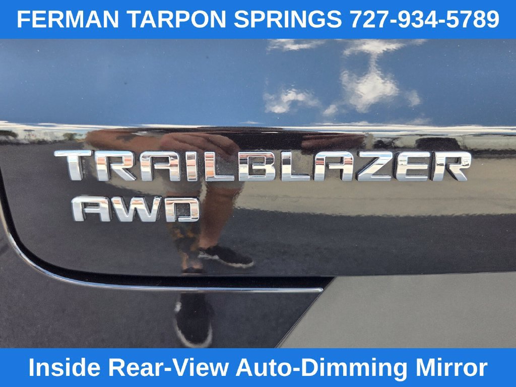 Used 2025 Chevrolet TrailBlazer LT w/ Convenience Package AWD/4WD image 18