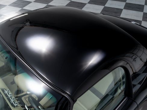 Used 2001 BMW Z8 RWD image 36