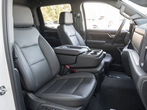 Used 2026 GMC Sierra 1500 SLT RWD image 42