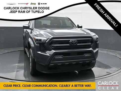 Used 2024 Toyota Tacoma 4x4 Double Cab image 6