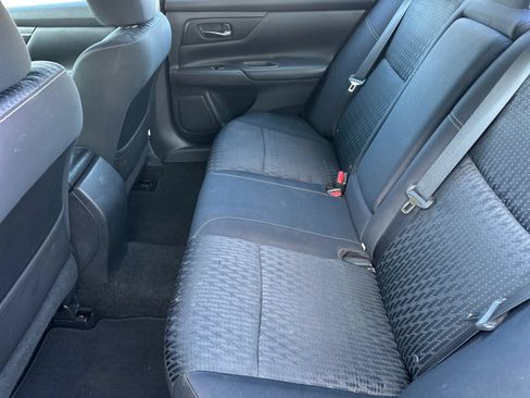 Used 2016 Nissan Altima 2.5 S w/ Power Driver Seat Package FWD image 12