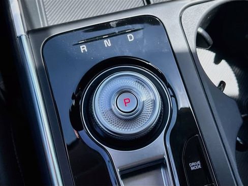 New 2026 Kia Carnival EX FWD image 17
