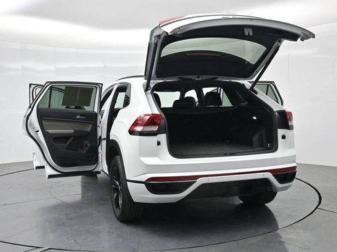 Used 2023 Volkswagen Atlas Cross Sport SEL R-Line AWD/4WD image 4