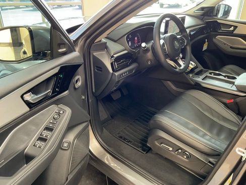 Certified 2026 Acura MDX SH-AWD w/ Technology Package image 9