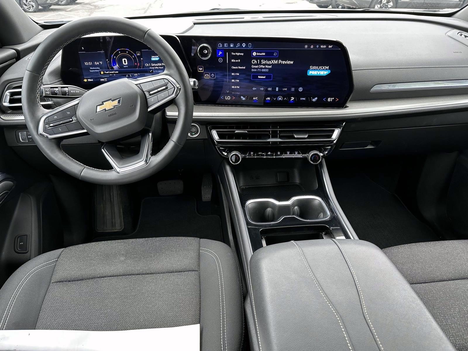 Used 2024 Chevrolet Traverse LS AWD/4WD image 15