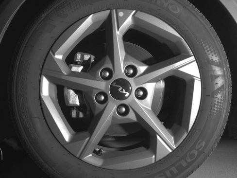 Used 2025 Kia K4 LXS image 12