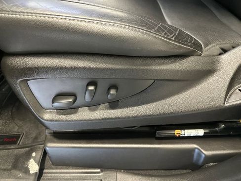 Used 2018 GMC Sierra 1500 SLT image 31