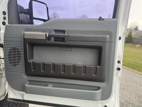 Used 2013 Ford F250 XLT image 46