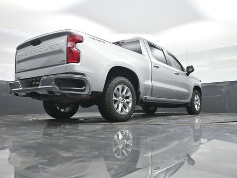 Used 2019 Chevrolet Silverado 1500 LTZ w/ LTZ Premium Package AWD/4WD image 38