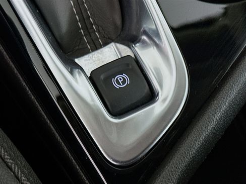 Used 2024 Buick Encore GX Sport Touring w/ Comfort Package image 25