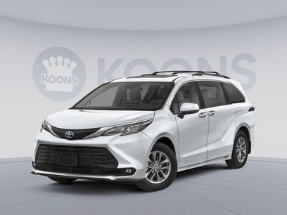 New 2026 Toyota Sienna XLE
