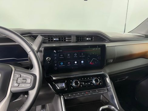 Used 2024 GMC Sierra 2500 Denali w/ Denali Reserve Package image 26