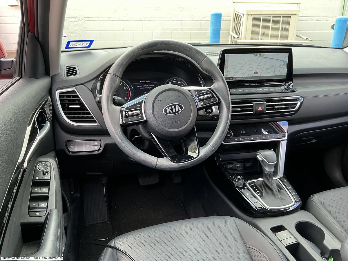 Used 2021 Kia Seltos SX AWD/4WD image 9
