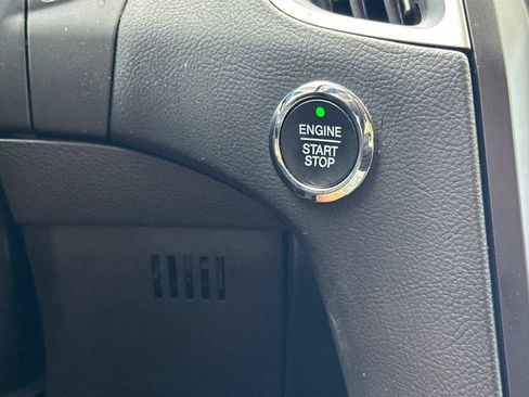 Certified 2021 Ford Edge SE FWD image 23