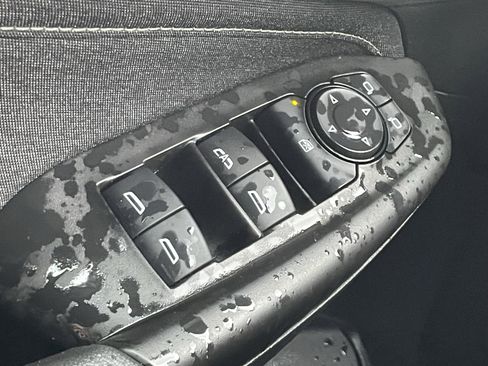 Used 2023 Chevrolet TrailBlazer ACTIV w/ Convenience Package image 16