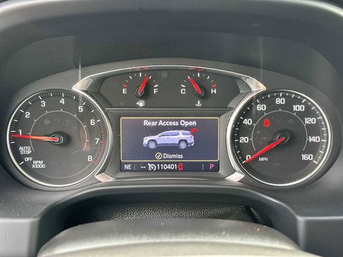 Used 2022 GMC Acadia SLE w/ Driver Convenience Package FWD image 24