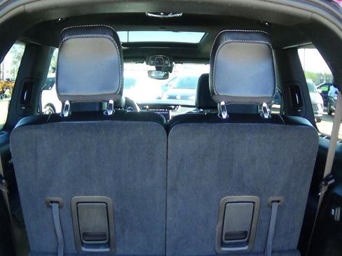 Certified 2024 Jeep Grand Cherokee L Limited w/ Black Appearance Package image 12