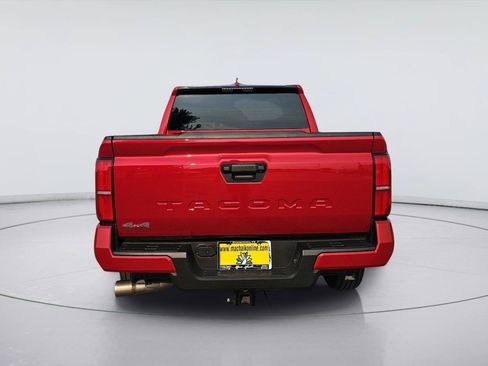Used 2026 Toyota Tacoma SR5 AWD/4WD image 4