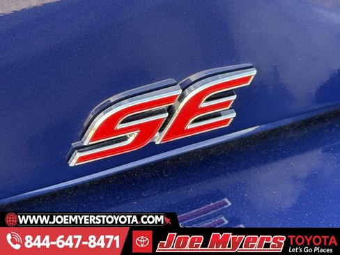 Used 2026 Toyota Corolla SE image 11