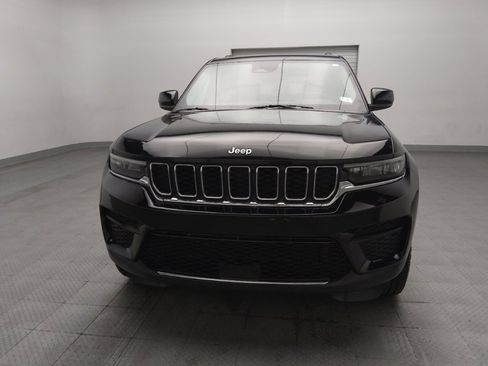 Used 2023 Jeep Grand Cherokee Laredo w/ Luxury Tech Group I AWD/4WD image 15