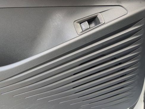 Certified 2021 Volkswagen ID.4 Pro S w/ Gradient Package image 19