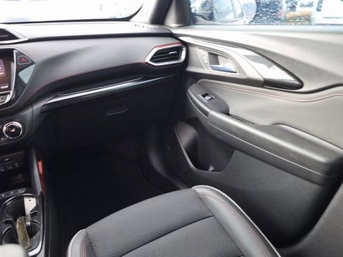 Used 2021 Chevrolet TrailBlazer RS w/ Sun and Liftgate Package image 20