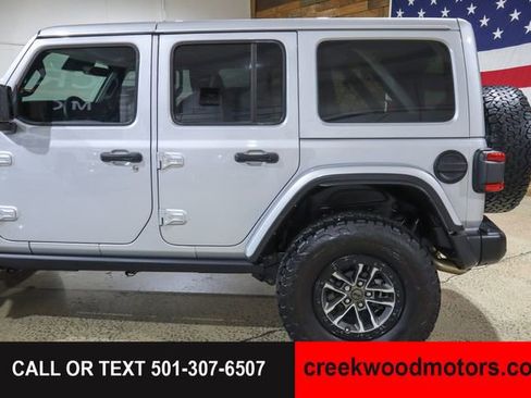 Used 2024 Jeep Wrangler Unlimited Rubicon 392 AWD/4WD image 35