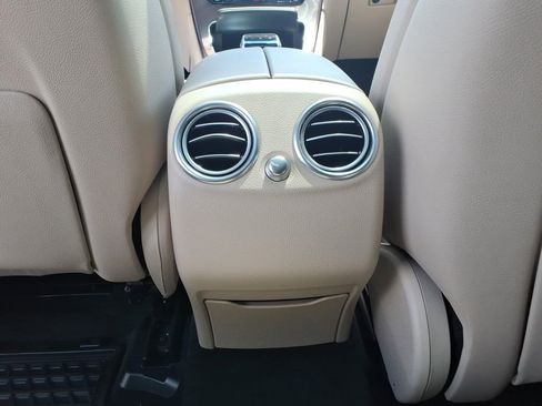 Certified 2018 Mercedes-Benz GLC 300 4MATIC image 29