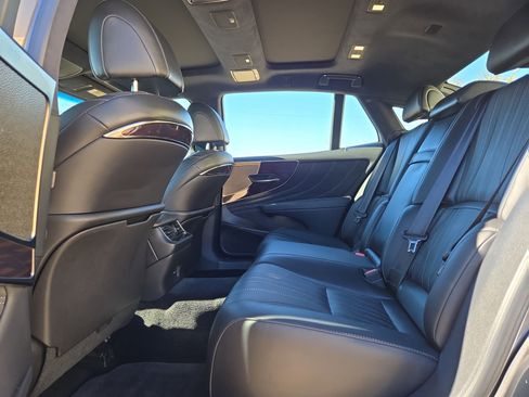 Certified 2019 Lexus LS 500 image 13
