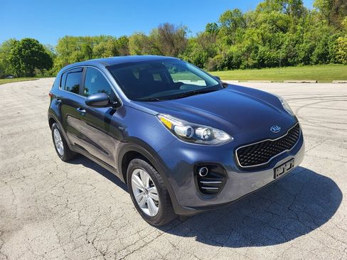 Used 2018 Kia Sportage LX AWD/4WD image 5