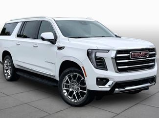 New 2026 GMC Yukon XL Elevation w/ Elevation Premium Package RWD video 2