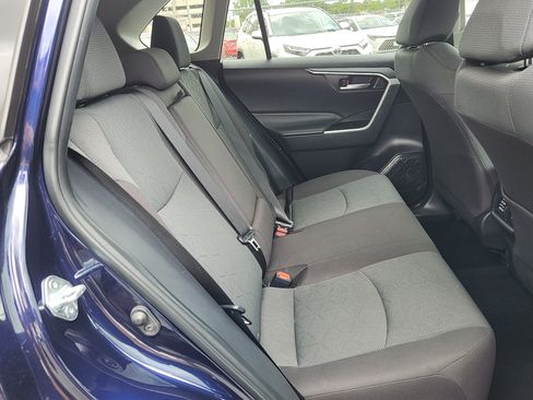 Certified 2025 Toyota RAV4 XLE AWD/4WD image 27