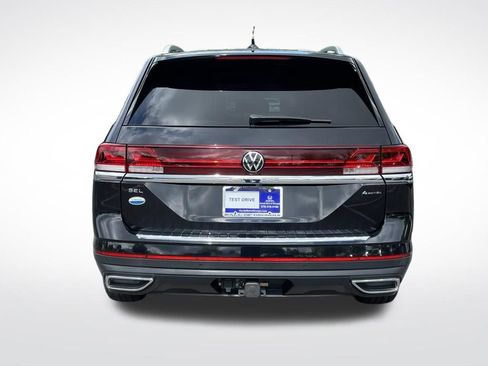 Used 2024 Volkswagen Atlas SEL AWD/4WD image 5
