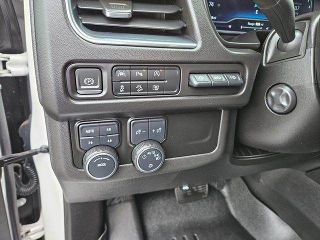 Used 2023 Chevrolet Tahoe High Country AWD/4WD image 31