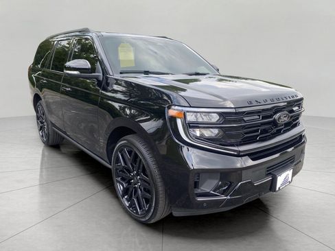 Used 2026 Ford Expedition Platinum w/ Stealth Performance Package AWD/4WD image 1